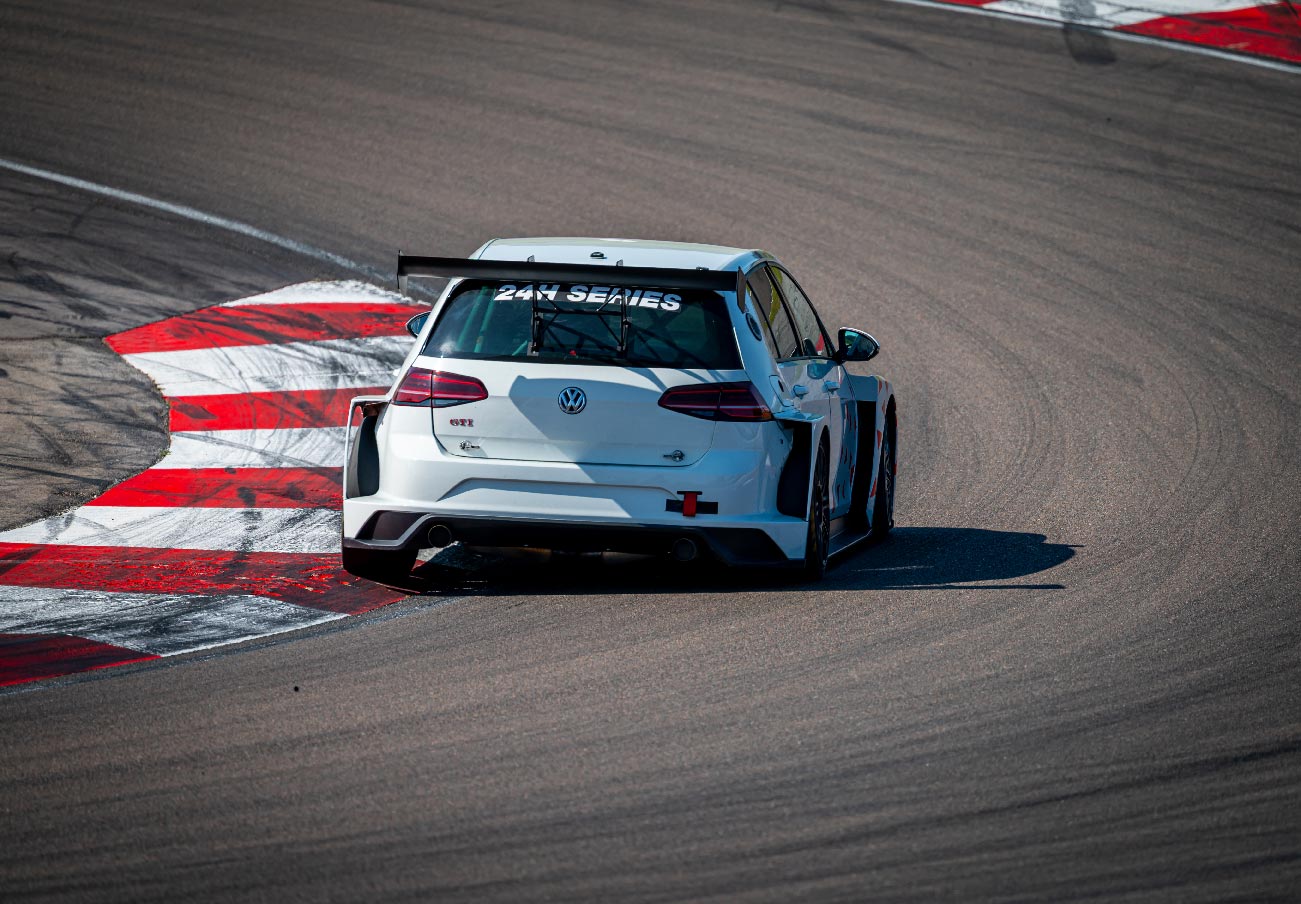 VW-Golf-special-Track Christian Arthur Hofer